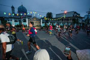 BIB: 
                            <button type="button" onclick="openModal(26232899)" class="btn btn-primary btn-sm float-right btn-popup" data-toggle="modal" data-target=".modal-high-quality">
                        <i class="fas fa-shopping-cart"></i> Add to Cart
                    </button>
                                            <button type="button" onclick="isThisMe(26232899, true)" class="btn btn-success btn-sm float-right btn-popup btn-isme hidden" data-toggle="tooltip" data-placement="bottom" title="นี่คือรูปของคุณใช่ไหม คลิกที่นี่เพื่อเอาเข้าอัลบั้ม">
                        <i class="fas fa-plus"></i> Add to album
                    </button>
                    <button type="button" onclick="isThisMe(26232899, false)" class="btn btn-warning btn-sm float-right btn-popup btn-isnotme hidden">
                        <i class="fas fa-ban"></i> Remove from album
                    </button>